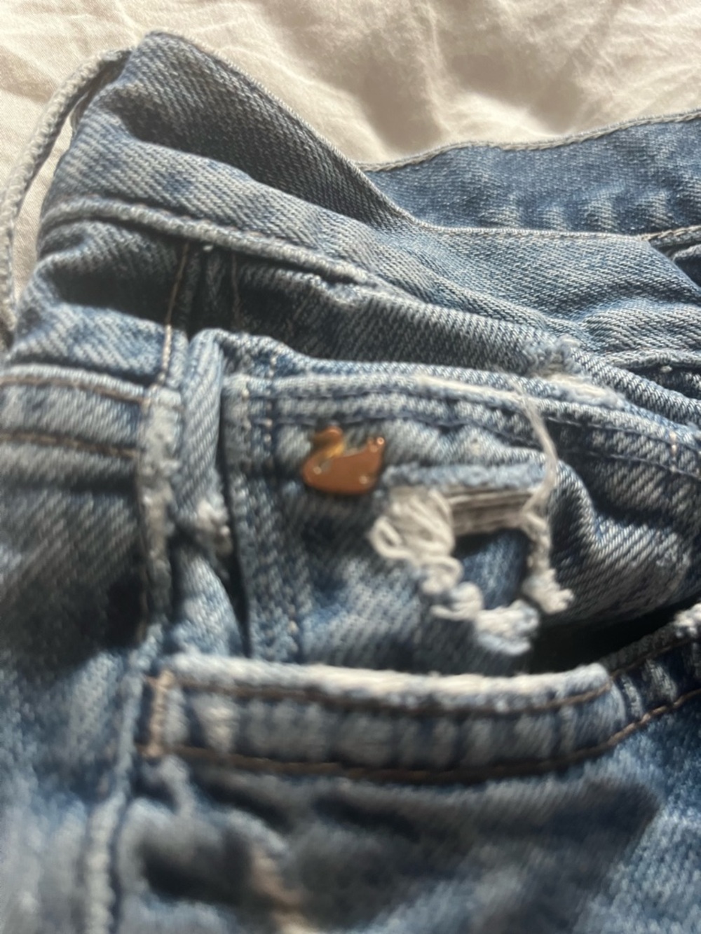 MOTHER BOYFRIEND JEANS - Picture 2 of 9